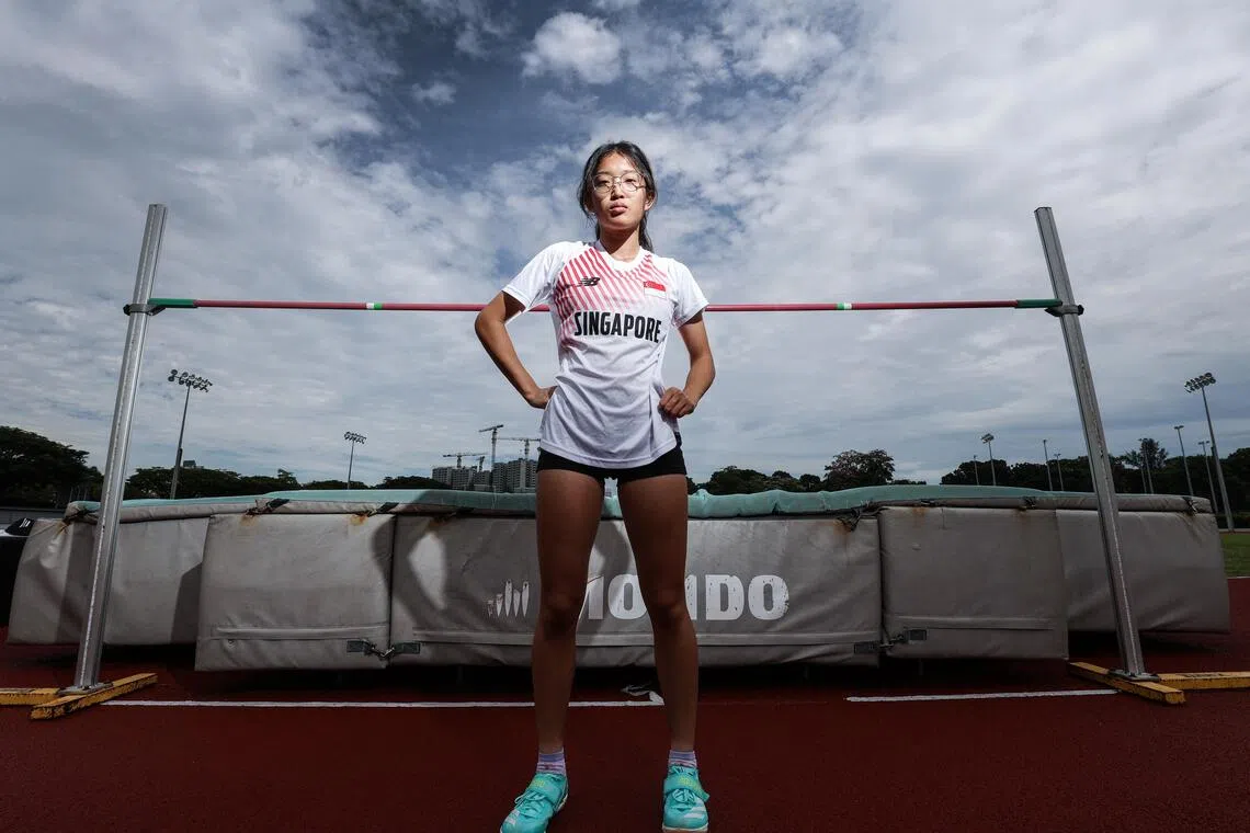 吴艳阳在2025年4月跳出1米69个人新高，也让她跃居新加坡女子跳高史上第三名。（何家俊摄）