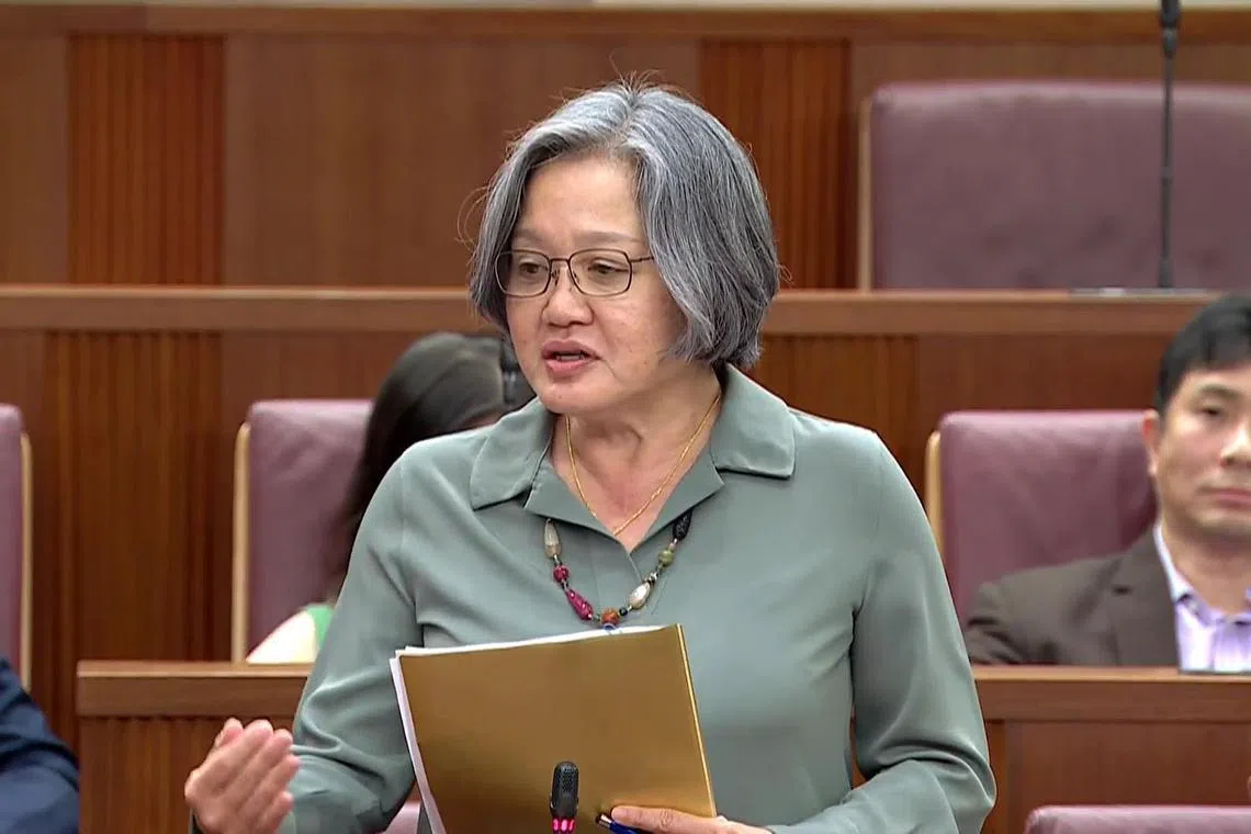 工人党阿裕尼集选区议员林瑞莲针对国会流程提出疑问和建议，其中包括政府去年紧急叫停安联收购英康保险并修正保险法令的做法，认为这可能损害了国会的声誉。（gov.sg视频截图）