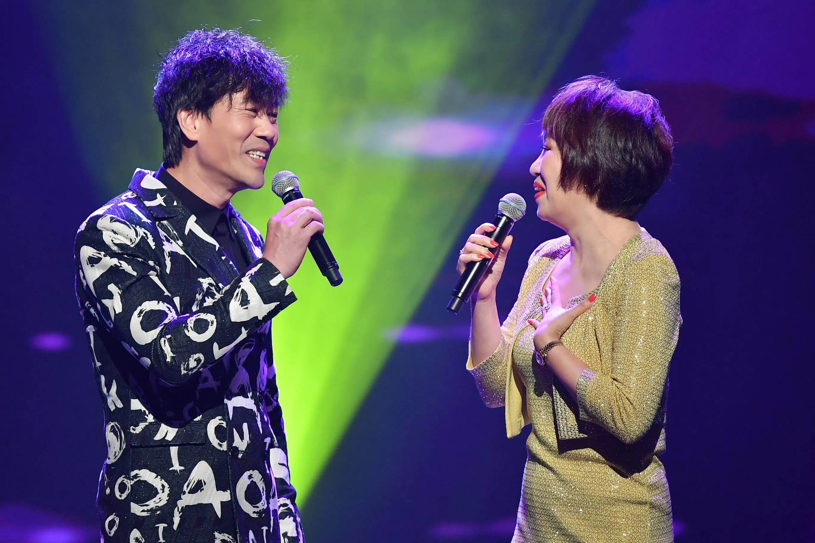 罗时丰（左）和林淑容六年前曾在新加坡同台演出。（档案照片）