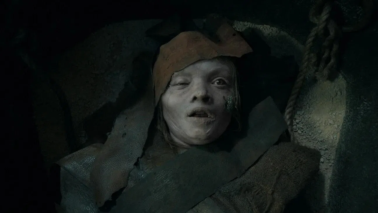 《李克宁木乃伊》故事围绕一个诡异的女孩。（华纳兄弟提供）