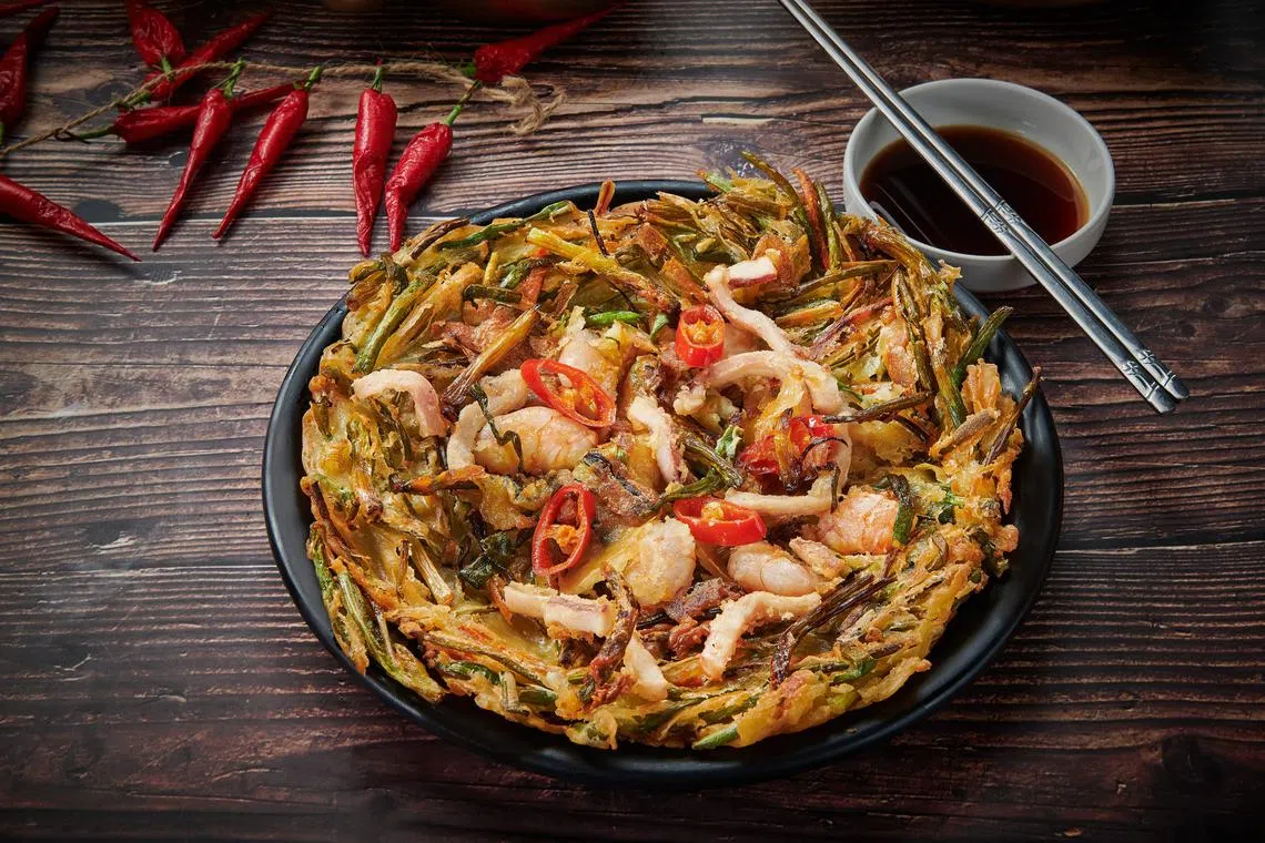 Kelim Dakdoritang的韩式海鲜煎饼，酥脆美味。（餐馆提供）