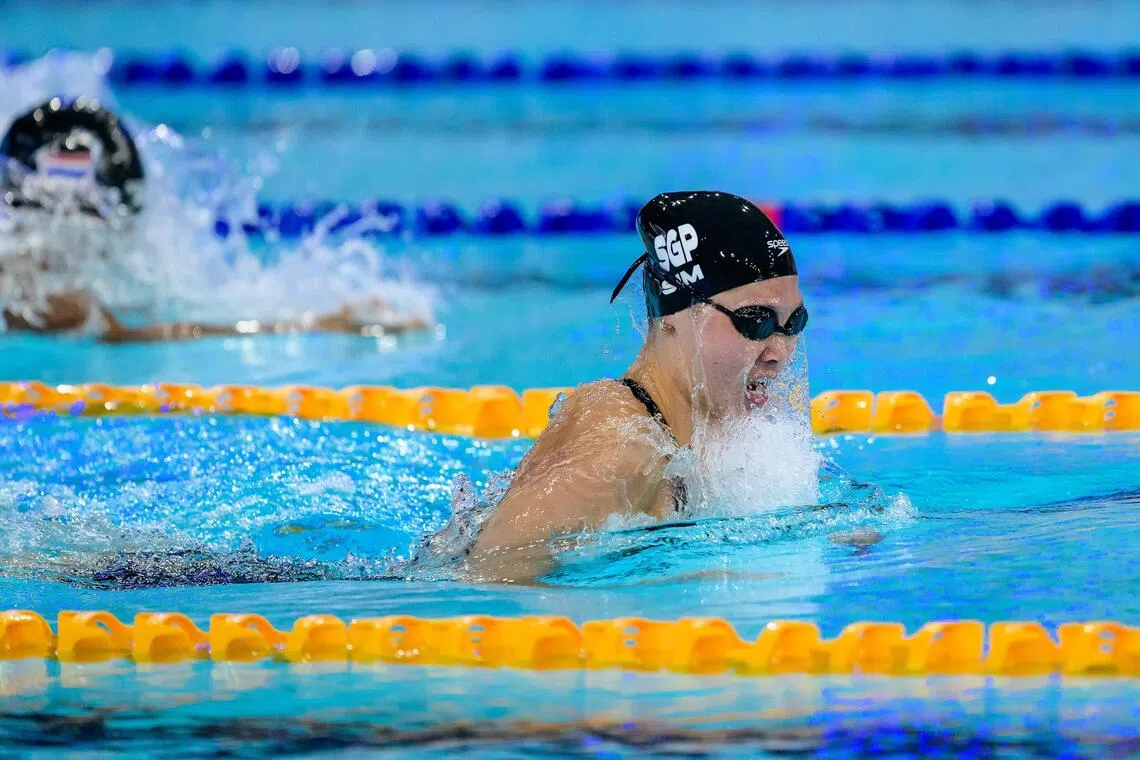 我国蛙后沈恩夷势不可挡，在200米蛙泳决赛一骑绝尘，赢得冠军。（新加坡体育理事会提供）