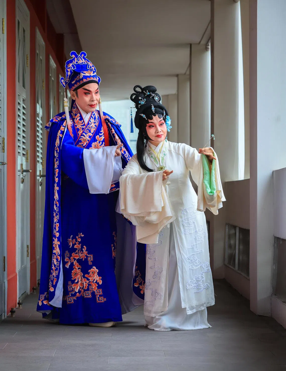 《柳毅情缘》邀集本地实力派粤剧演员合力演出，图为陈福鸿（左）、钟丽容。（龙国雄摄）