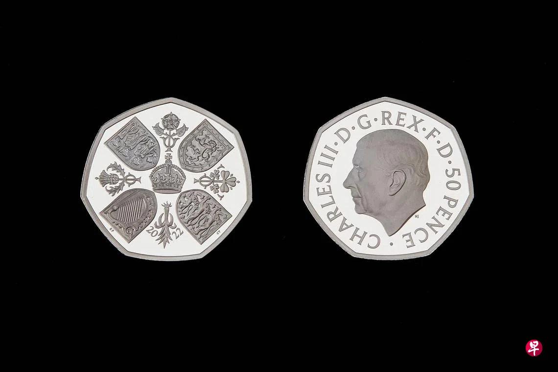 英王肖像硬币不戴王冠面朝左| 联合早报