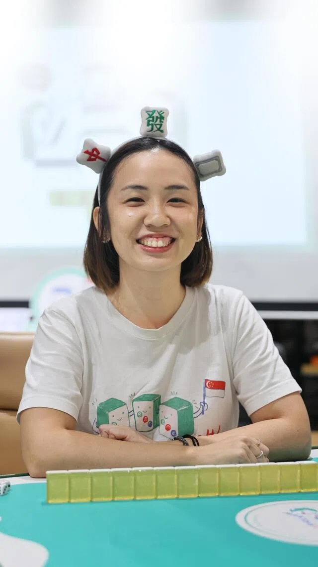 陈雪滢希望不同文化背景的人相聚牌桌，互相理解。（龙国雄摄）