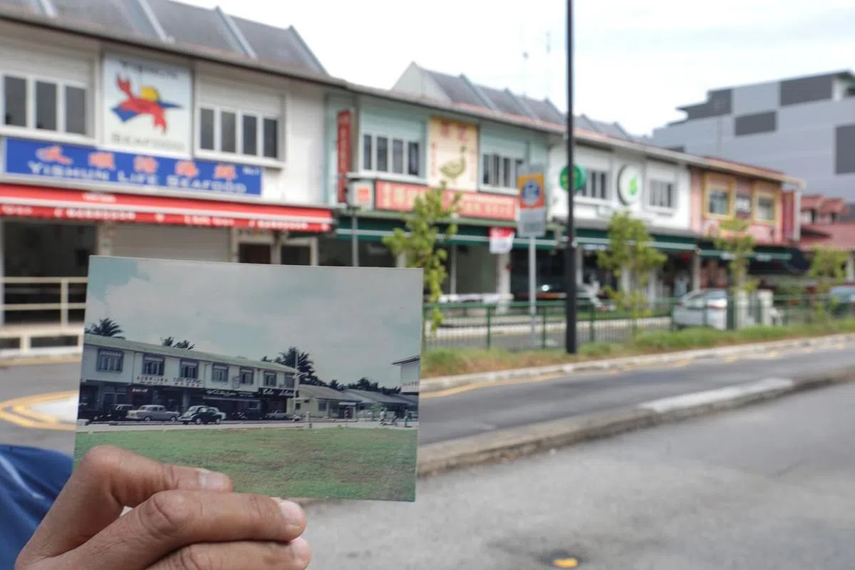 惹兰叻昆迪的店屋建于1960年代（小图，受访者提供），如今店家已换了几轮，后半段的私宅也建高了。