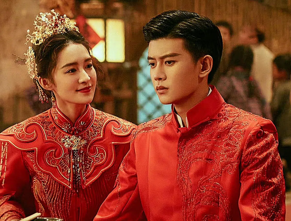 中国小生任嘉伦凭2021年都市情感剧《 一生一世》、仙侠奇幻爱情剧《请君》（图） 于本地十大排行榜上占两席。（互联网）