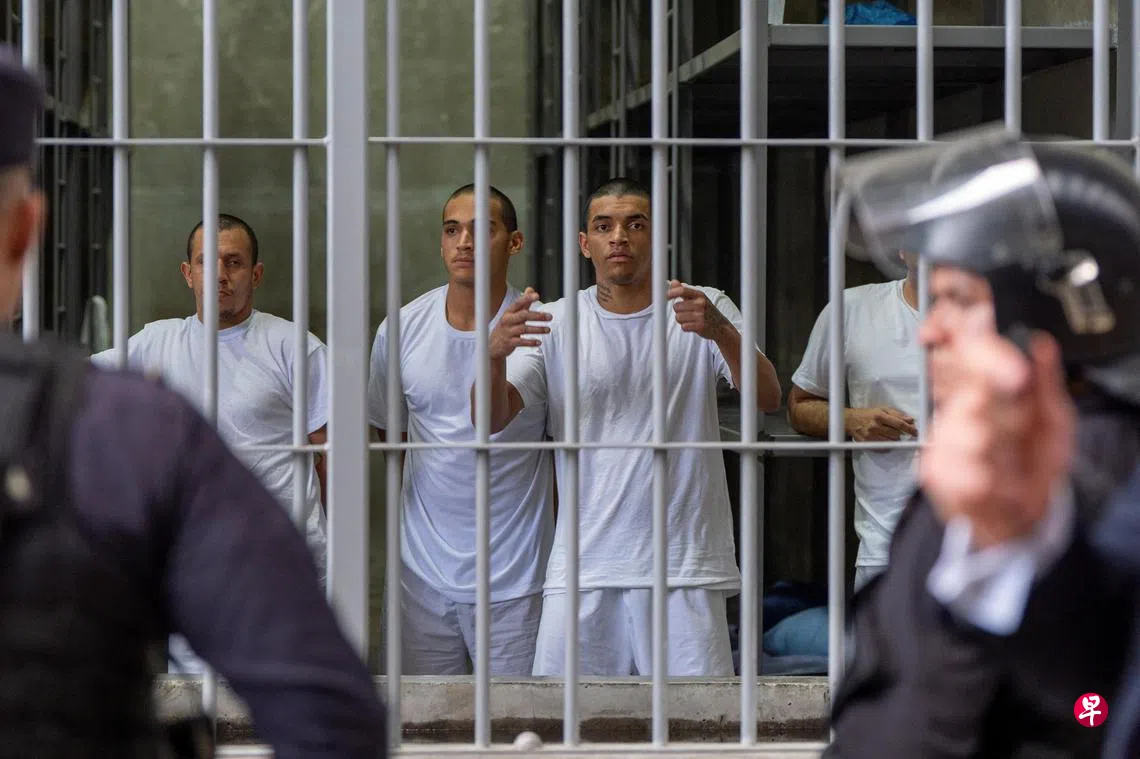 特朗普强硬移民政策最受美国人认可| 联合早报