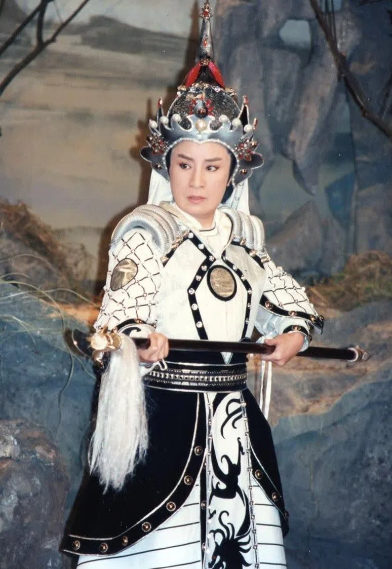 叶青的歌仔戏扮相帅气俊美。（互联网）