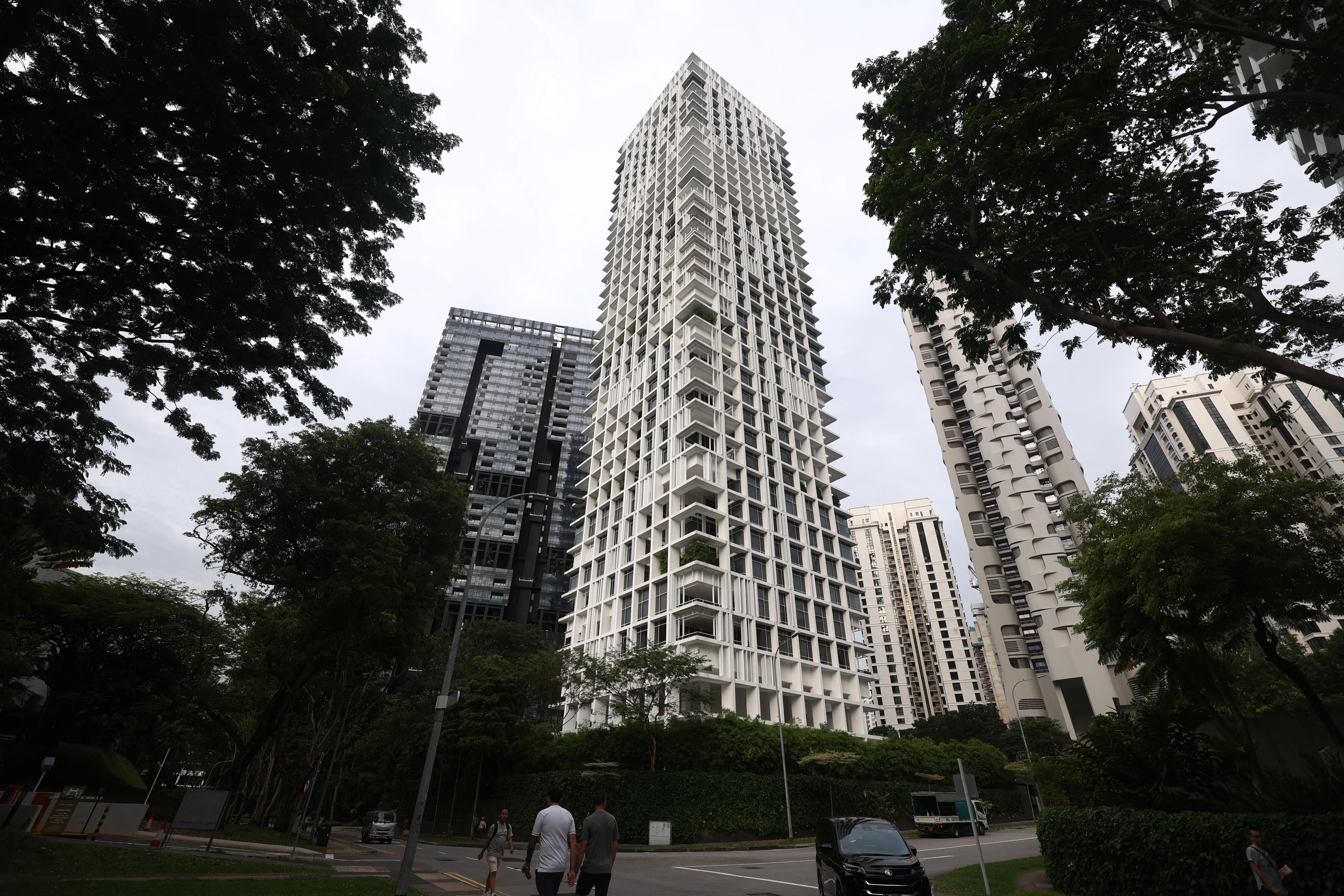 嘉峰豪庭外观。位于阿摩园一带的豪宅项目嘉峰豪庭，曾创下本地最昂贵公寓单位纪录。（白艳琳摄）