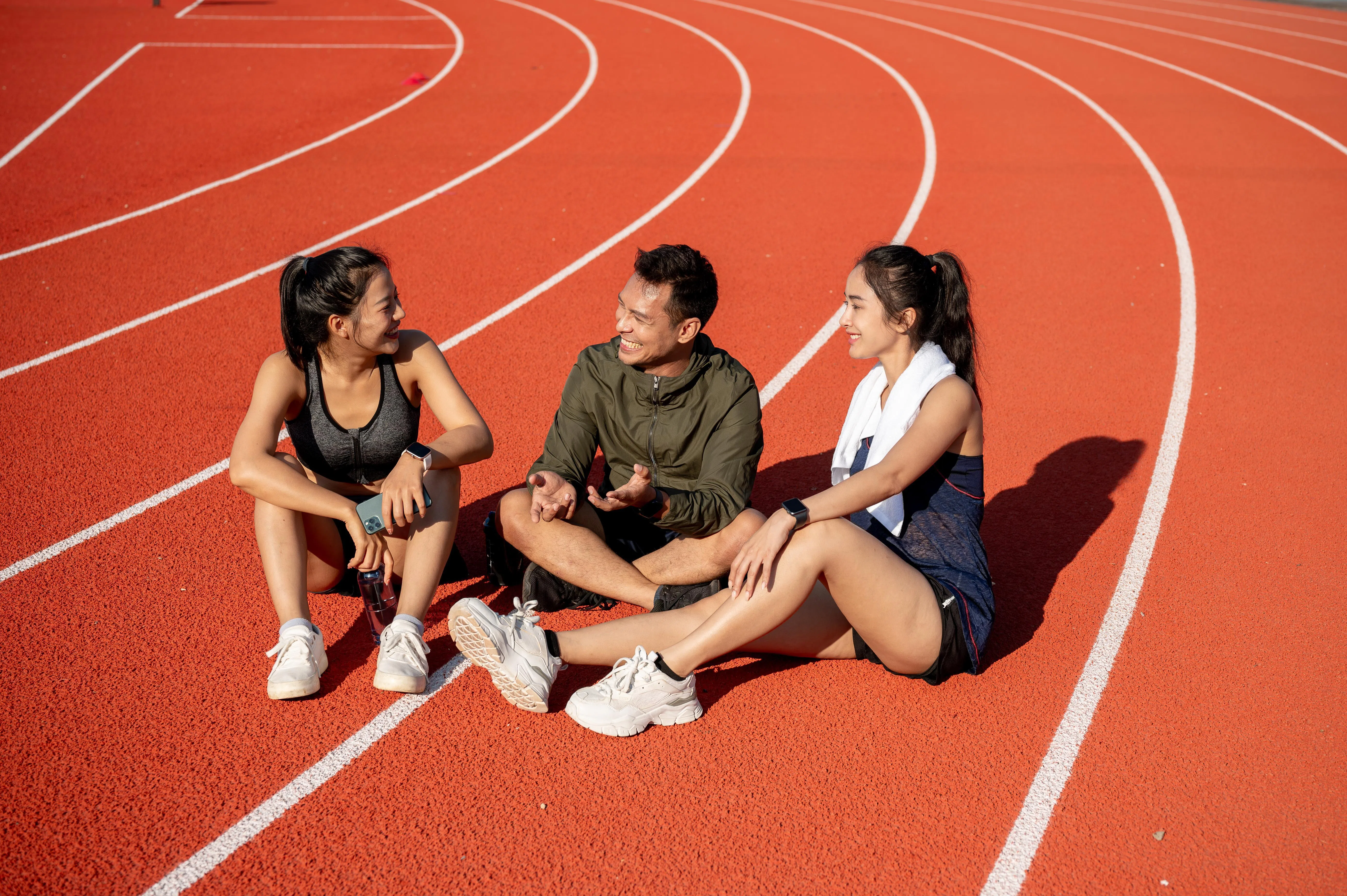 简短的相处时光有助于加深感情；只要愿意维系联系，并腾出一些时间，其实就是很好的开始。（iStock图片）