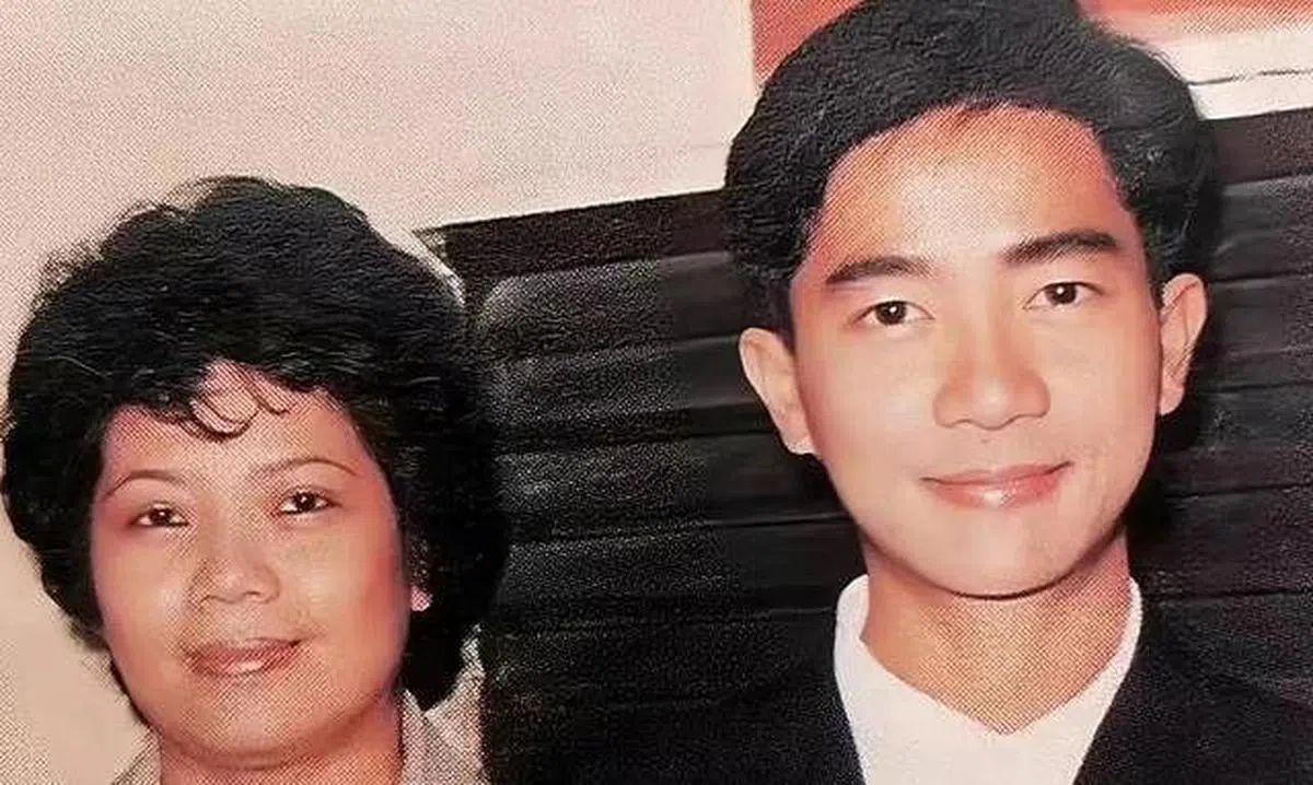 陈百强写过关于亲情的歌曲，和母亲感情也好。（互联网）