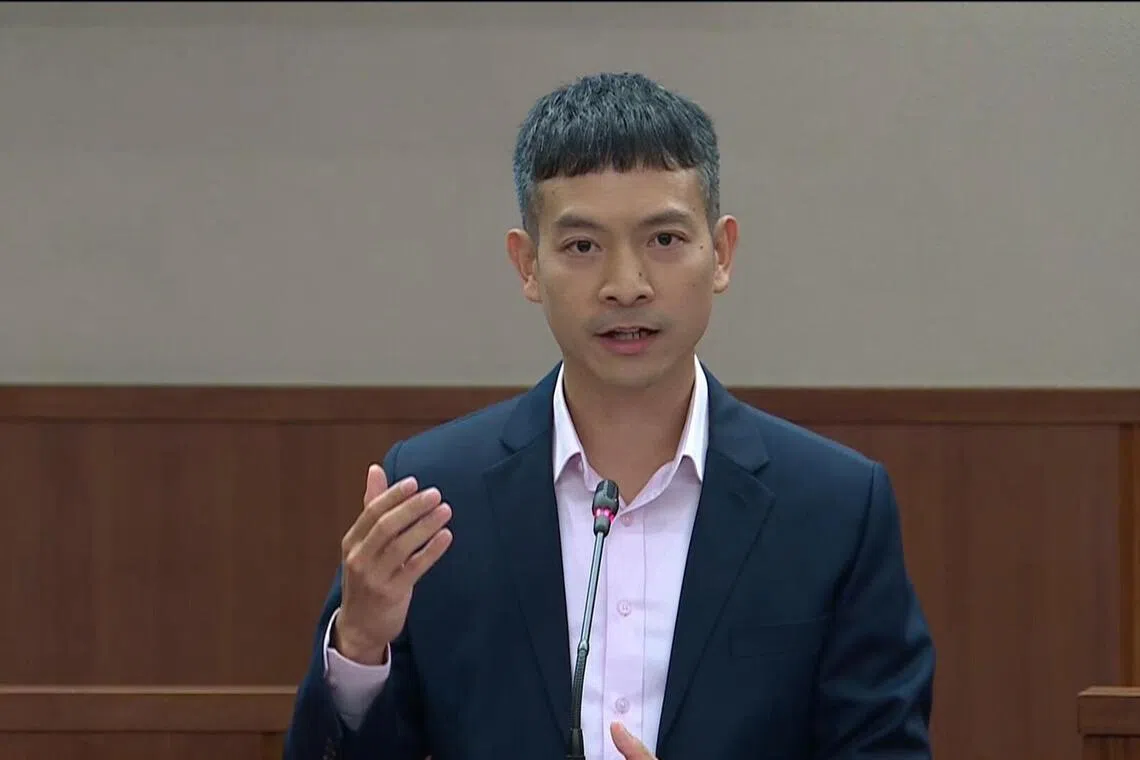 罗守恩（惹兰勿剎集选区）在国会上呼吁政府，投资于高科技制造业的世界级工业基础设施、提高生产竞争力，以及打造更精深完善的创新生态系统。（gov.sg视频截图）