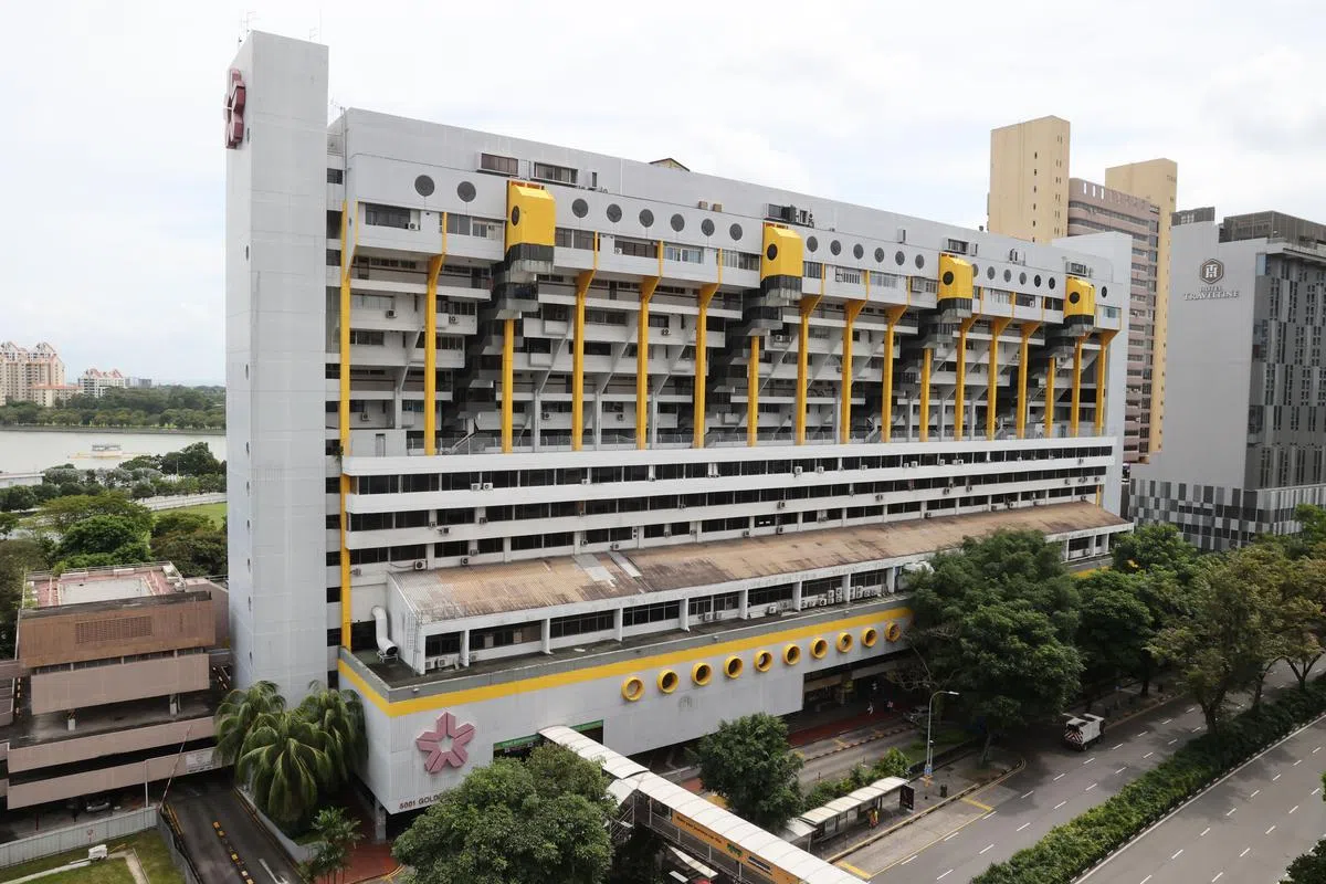 黄金坊集体出售后，业主们需在5月底前清空（档案照）。