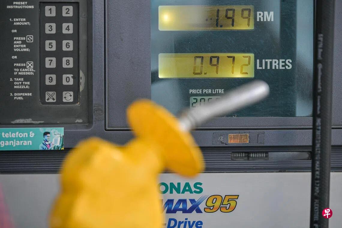 两周耗300公升汽油马政府调查补贴汽油滥用| 联合早报