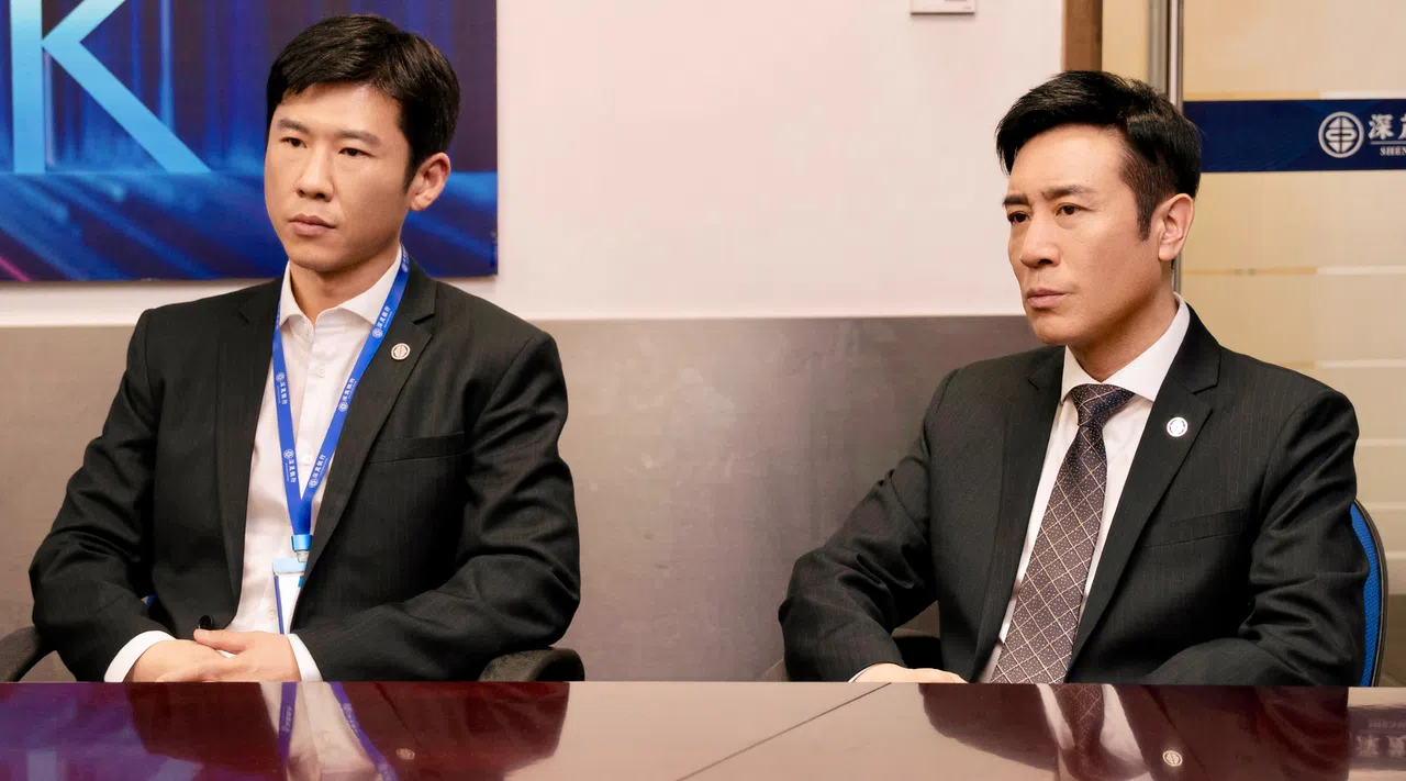 王骁（左）和于和伟都是好戏之人，两人在剧中有不少对手戏。（取自剧集微博）