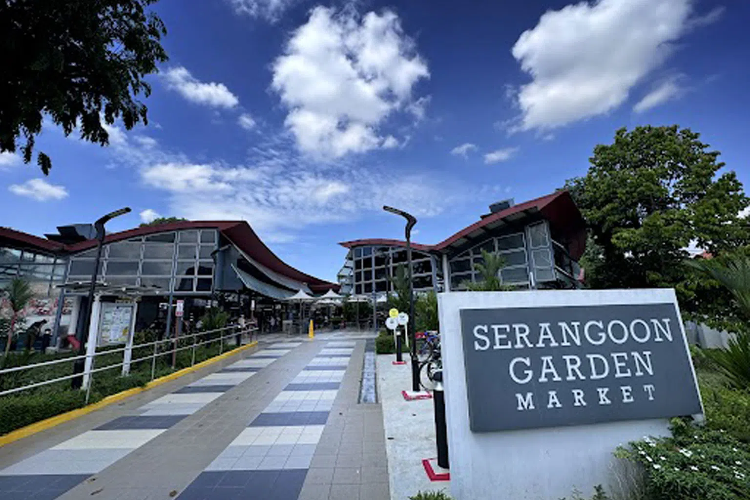 实龙岗花园巴刹是2024年“最受喜爱的熟食中心”奖得主。（档案照片）