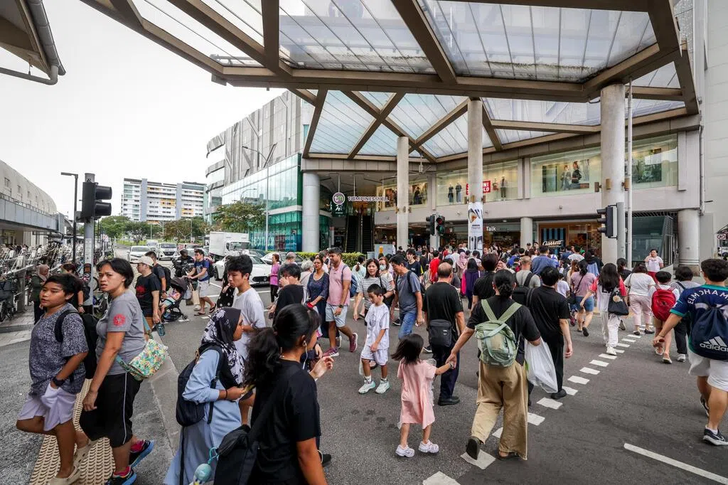 次季餐饮零售关店潮依旧 乌节路租金全岛涨幅最小