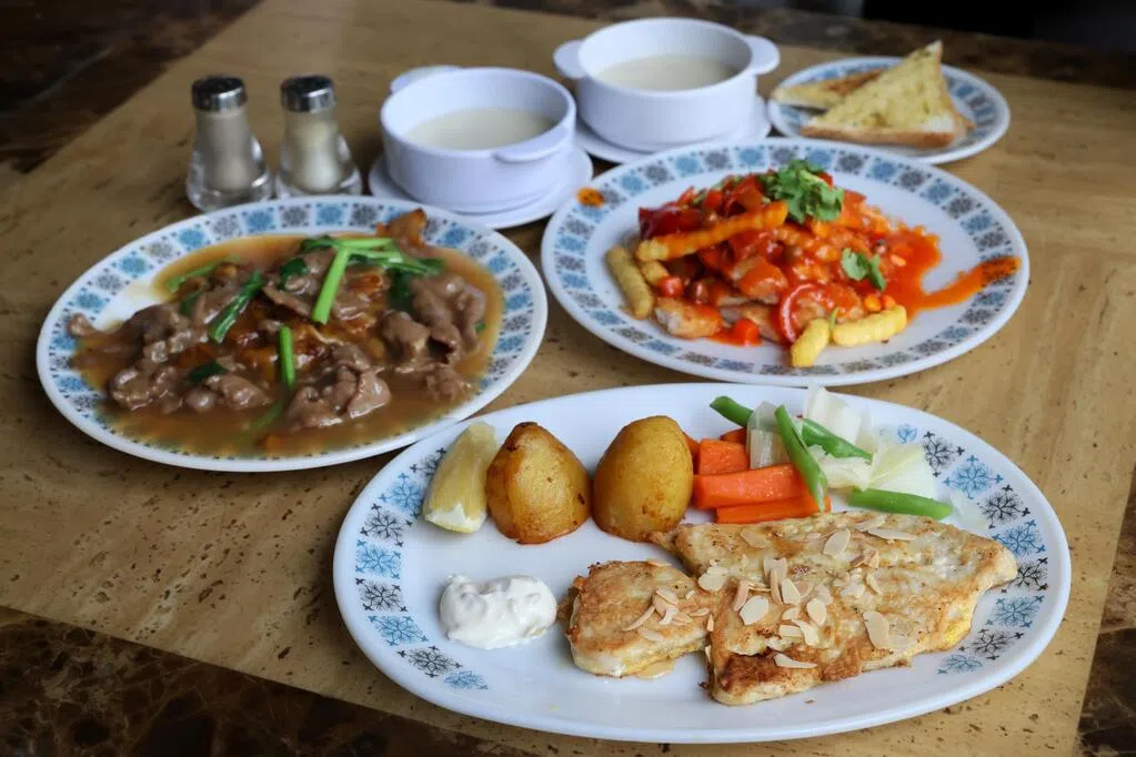 正在消失的饮食记忆 海南西餐馆在守旧与创新之间找出路
