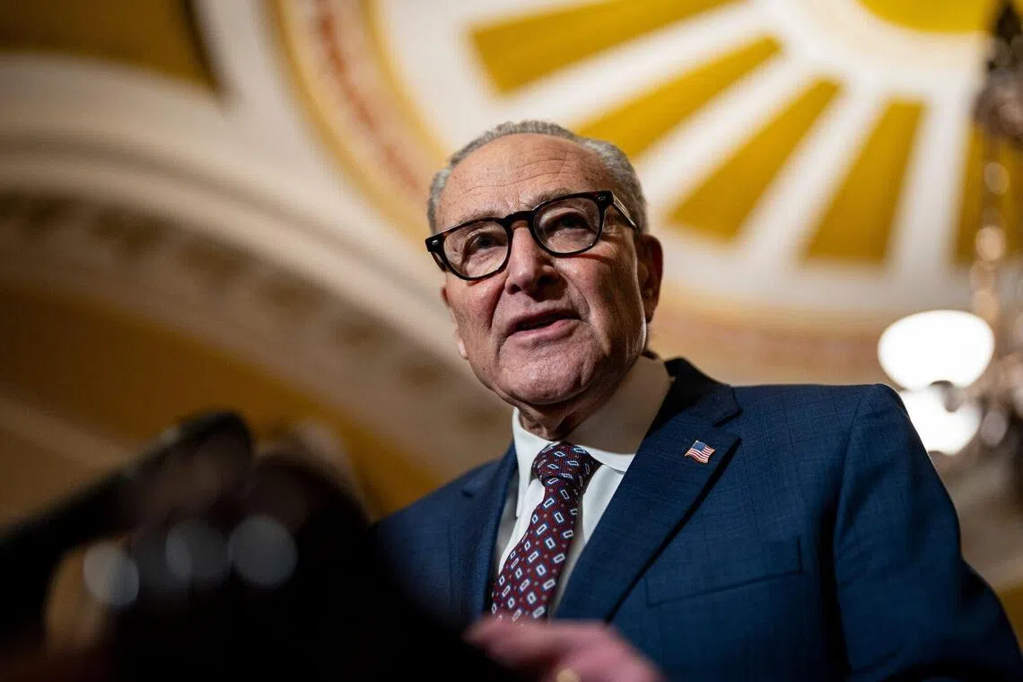 特朗普传与民主党谈判收紧移民执法人员限制