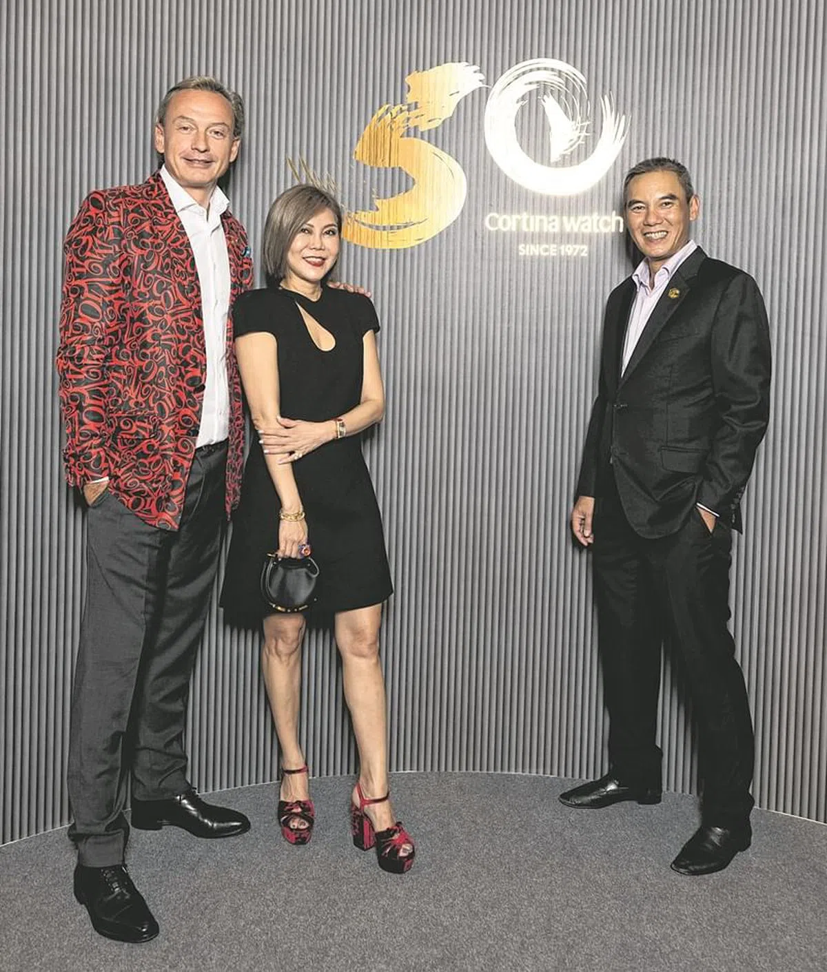 左边为法穆兰总部总裁尼古拉斯·鲁达斯、中间为法穆兰区域总裁林云珍、右边为高登钟表总裁林日曜。（图/商家提供）