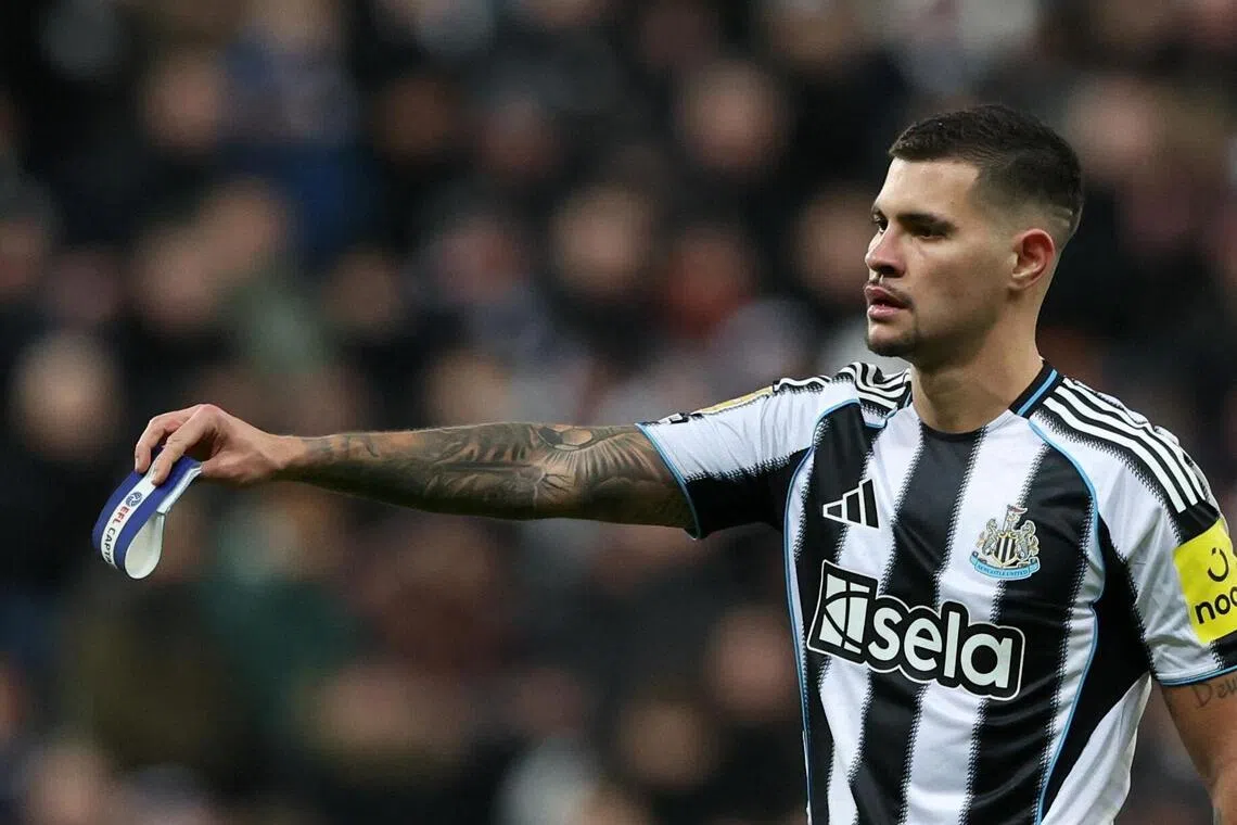 自2022年吉马良斯加盟以来，纽卡斯尔在这位中场兼队长未首发的九场英超比赛中一场未胜。他在喜鹊上场1比1踢和PSG的欧冠比赛就未能登场，此役如果继续缺阵，将对球队实力造成打击。（路透社）