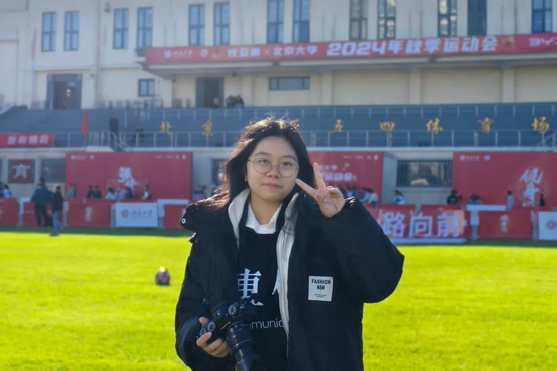 印度尼西亚华裔杨裕惠看准中国的高速发展，也想走出熟悉的环境，于是选择到北京大学攻读新闻传播学。（受访者提供）