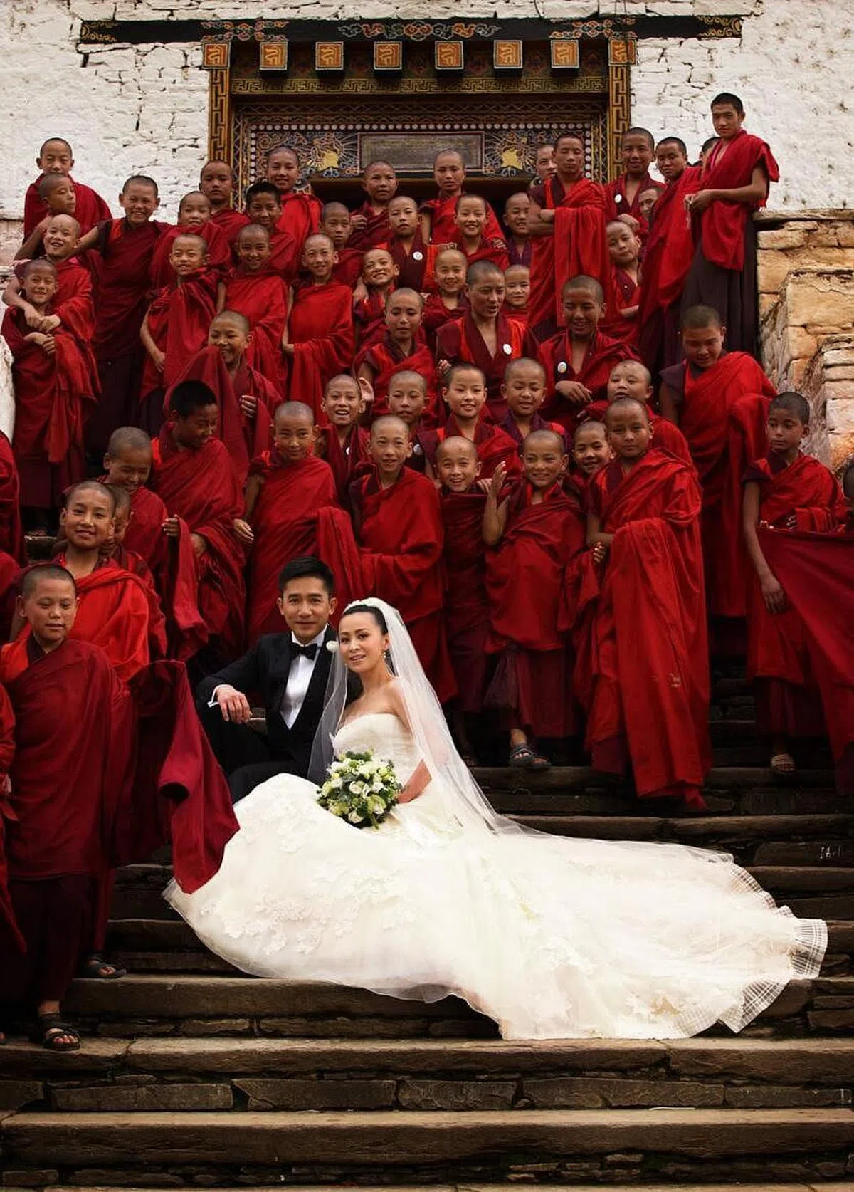 梁朝伟和刘嘉玲在不丹的婚礼为人津津乐道。（互联网）