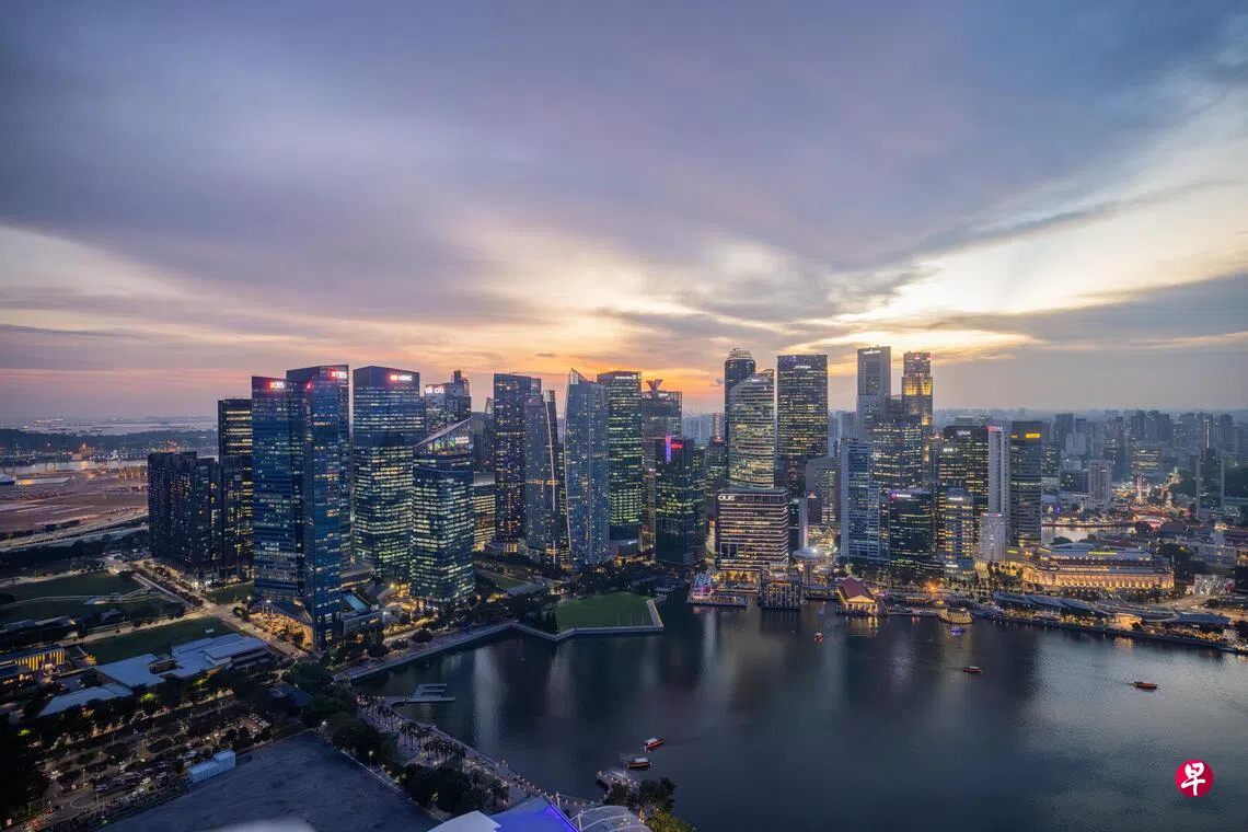 受益于全球避险资金涌入新加坡政府债券与美国债走向脱钩| 联合早报