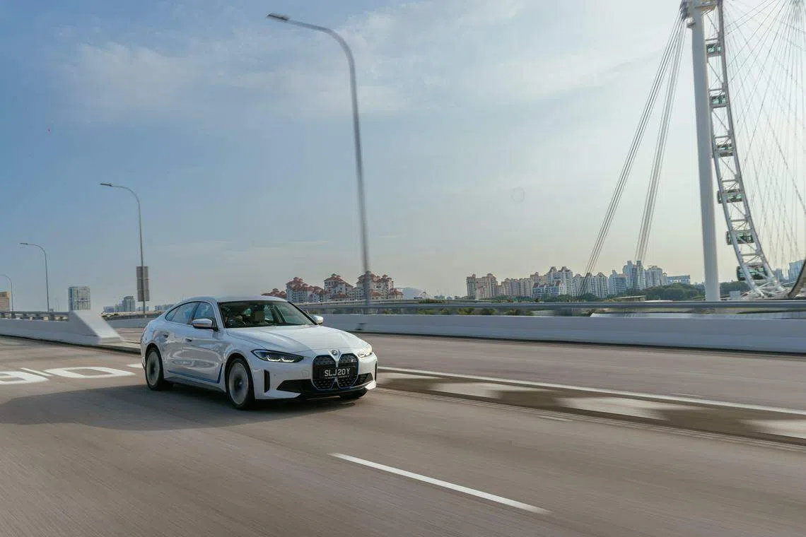 官方提供的i4 eDrive35续航里程数据是483公里。（车商提供）