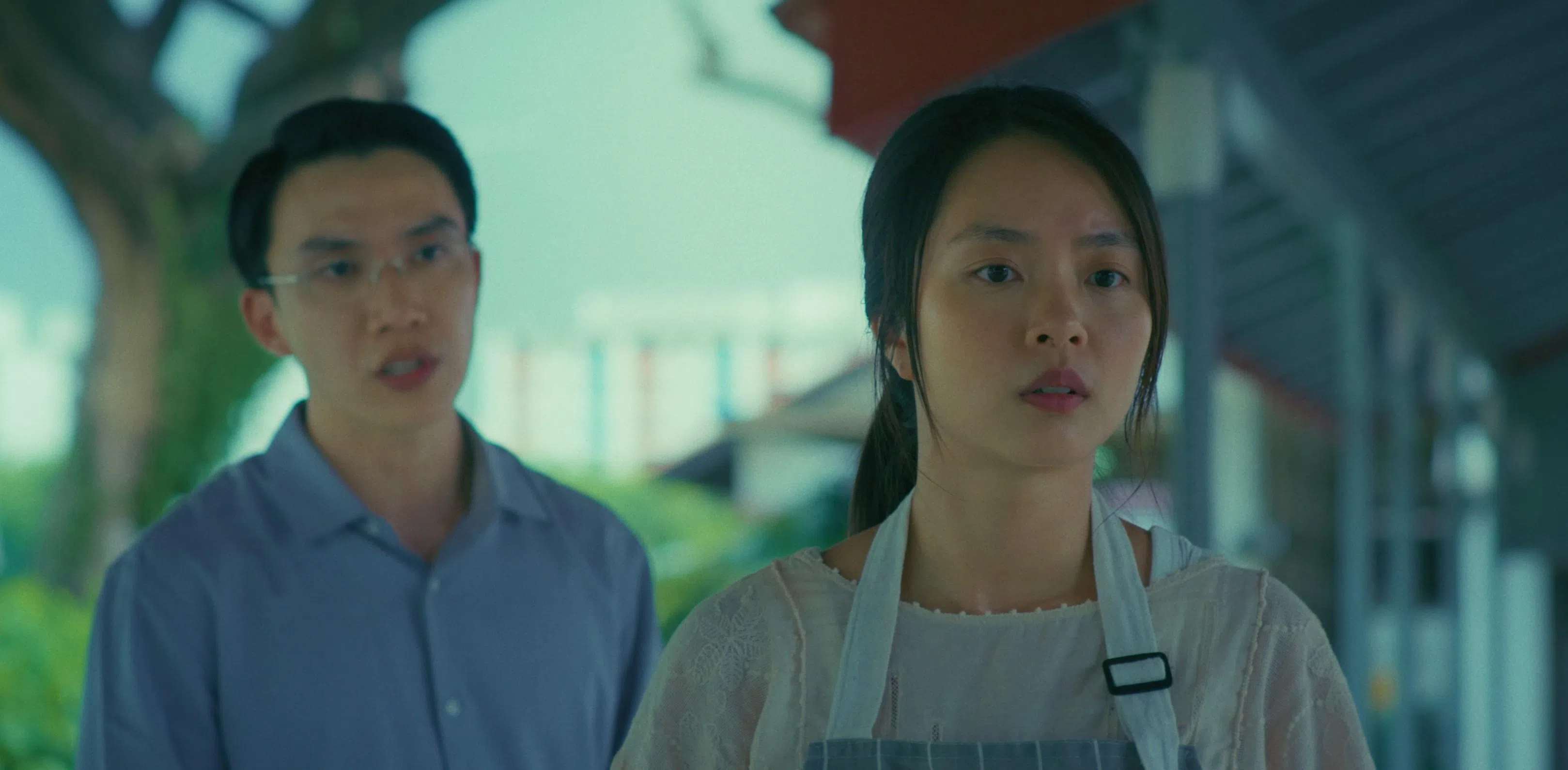 黄暄婷（右）的盲女角色胜在没有演过头。（新传媒提供）