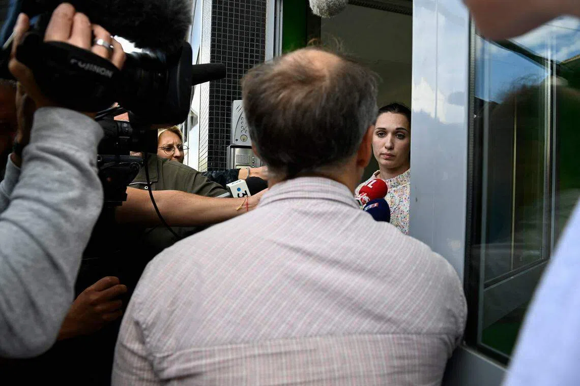 一名邻居告诉媒体，她从没见过德国男子的妻子，听说她患癌症，有时会听到尖叫声，并指德国男子很有礼貌。（法新社）