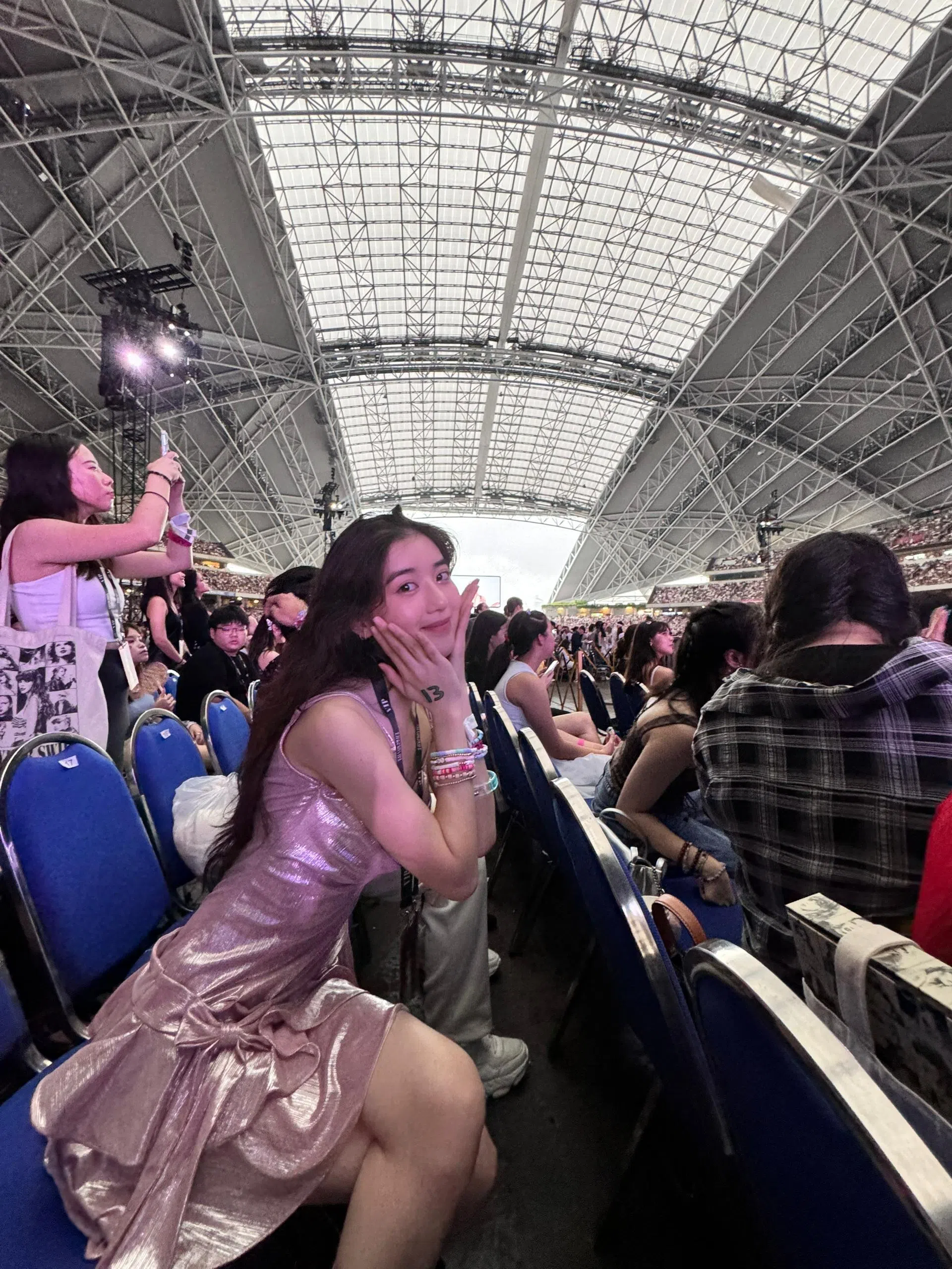 李凯馨为了观赏泰勒丝的演唱会婉拒不少工作机会。（受访者提供）