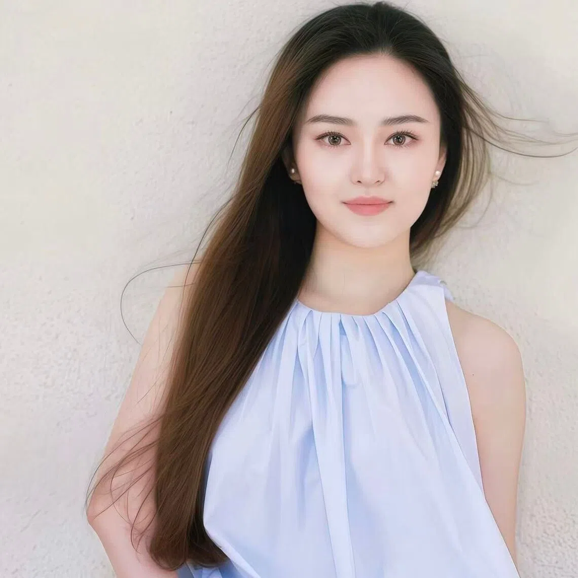 中国新生代二胡演奏家王啸首次受邀来新加坡演出，将演奏《红梅随想》《第五二胡狂想曲·赞歌》等具代表性的曲目。（新加坡二胡学会提供）