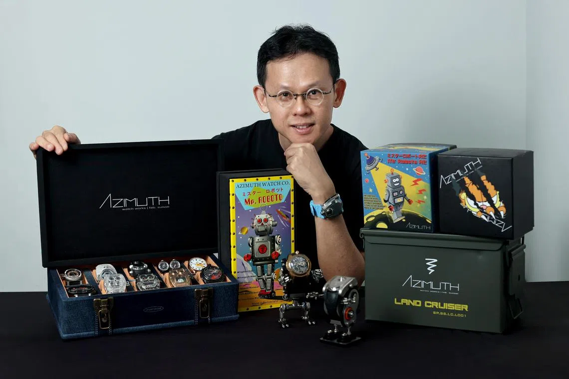 龙仕炜设计的前卫腕表，不少灵感源自童年的发条玩具。（龙国雄摄）