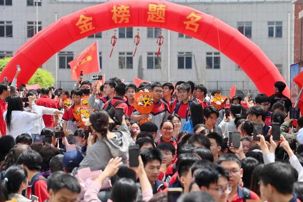 就业市场持续承压 中国高考人数连续第二年下滑