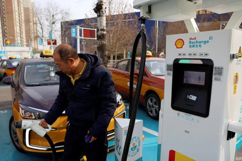 中国石化研究人员：中国电动车渗透率2030年料升至80%
