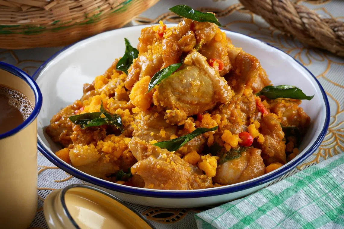 咖喱食堂9月9月起推出咸蛋咖喱鸡饭。（品牌提供）