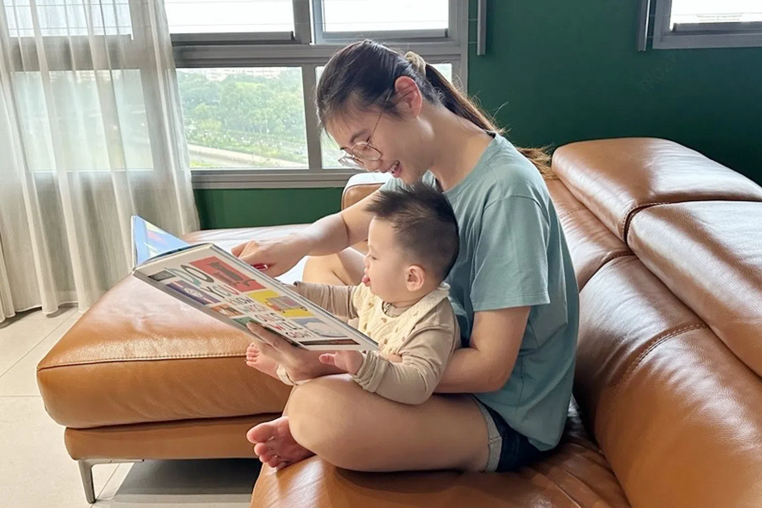 公司的亲家庭政策让职场妈妈梁玮珊能真正做到平衡工作与生活。（图/Trip.com提供）