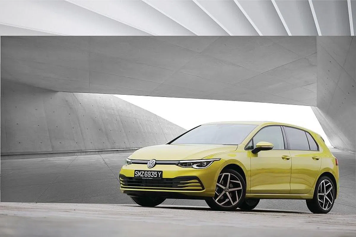 福士伟根（Volkswagen）Golf 属于轻混合动力车。（图／《海峡时报》）