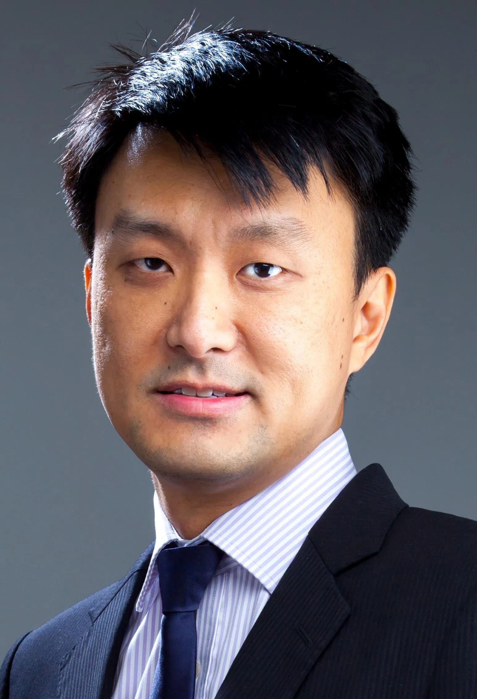 符杰盛医生说，卵圆孔未闭患者可以安全地进行快走、慢跑等运动，但开始一项新运动前，应咨询医生。（新加坡国家心脏中心提供）