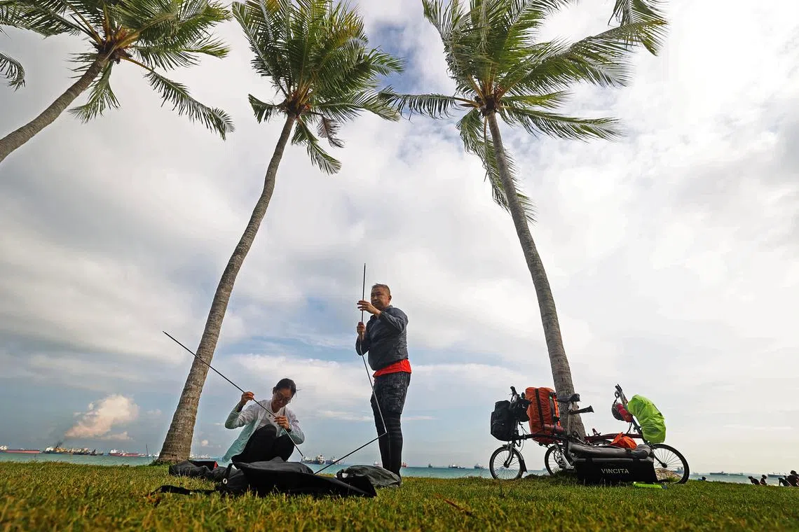 孩子长大后，林来福和吴盈莹找回二人世界的露营。（陈渊庄摄）