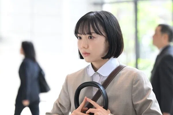 日版《禹英禑》首波剧照曝光 经典旋转门场面疑被改