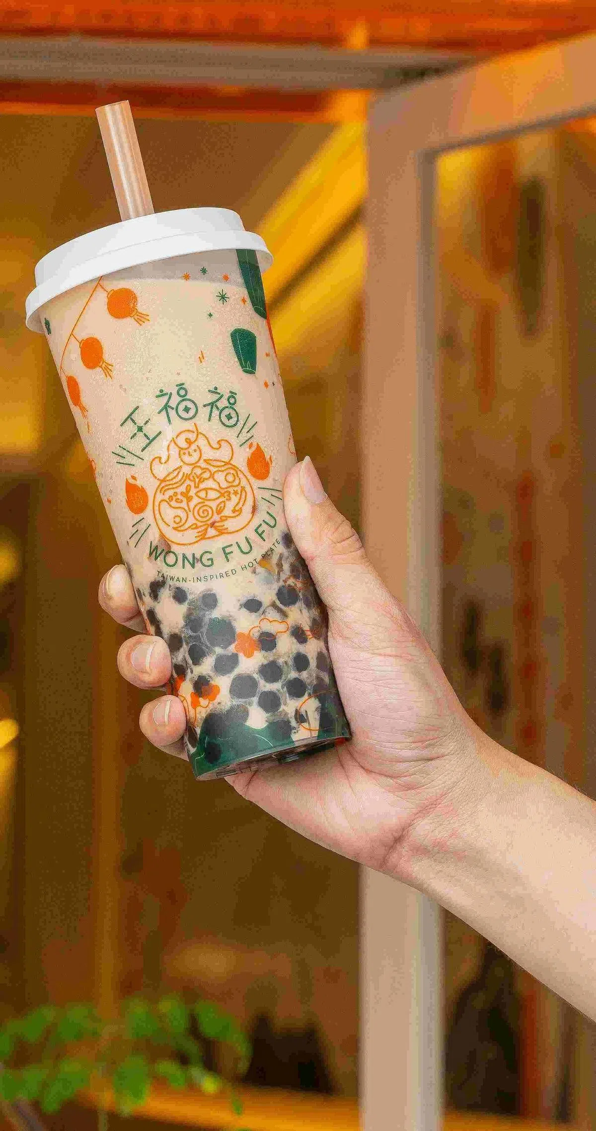 王福福的珍珠奶茶可外带。（餐馆提供照片）