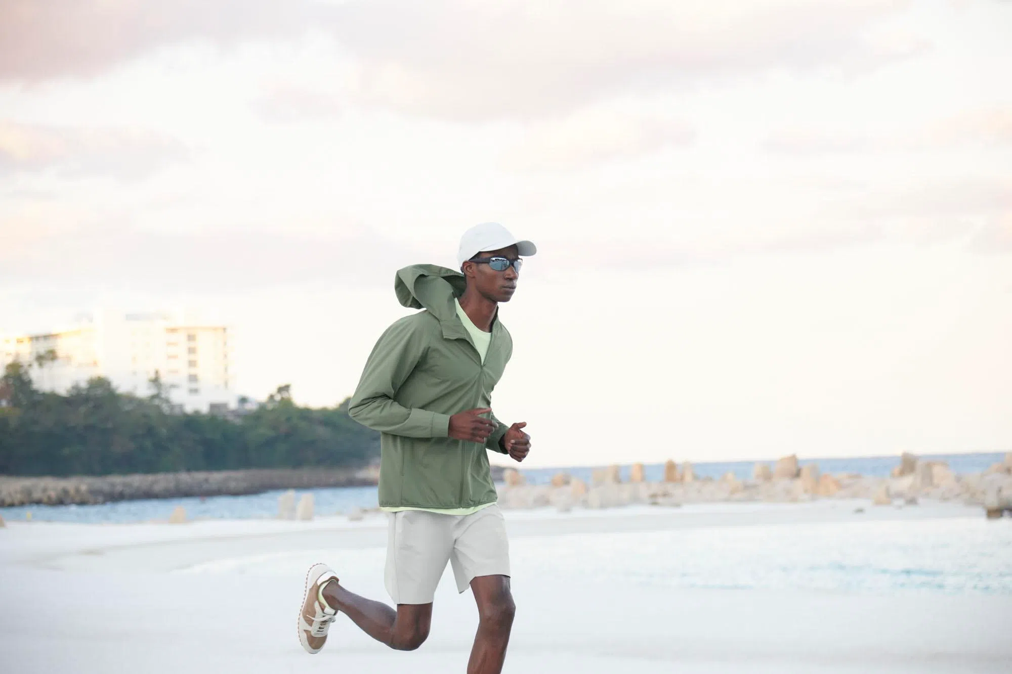 运动风单品既实用又注重造型感。（优衣库提供）