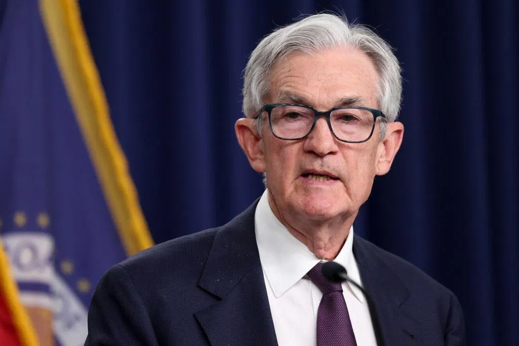 特朗普再炮轰鲍威尔 称“太迟先生”什么都不懂