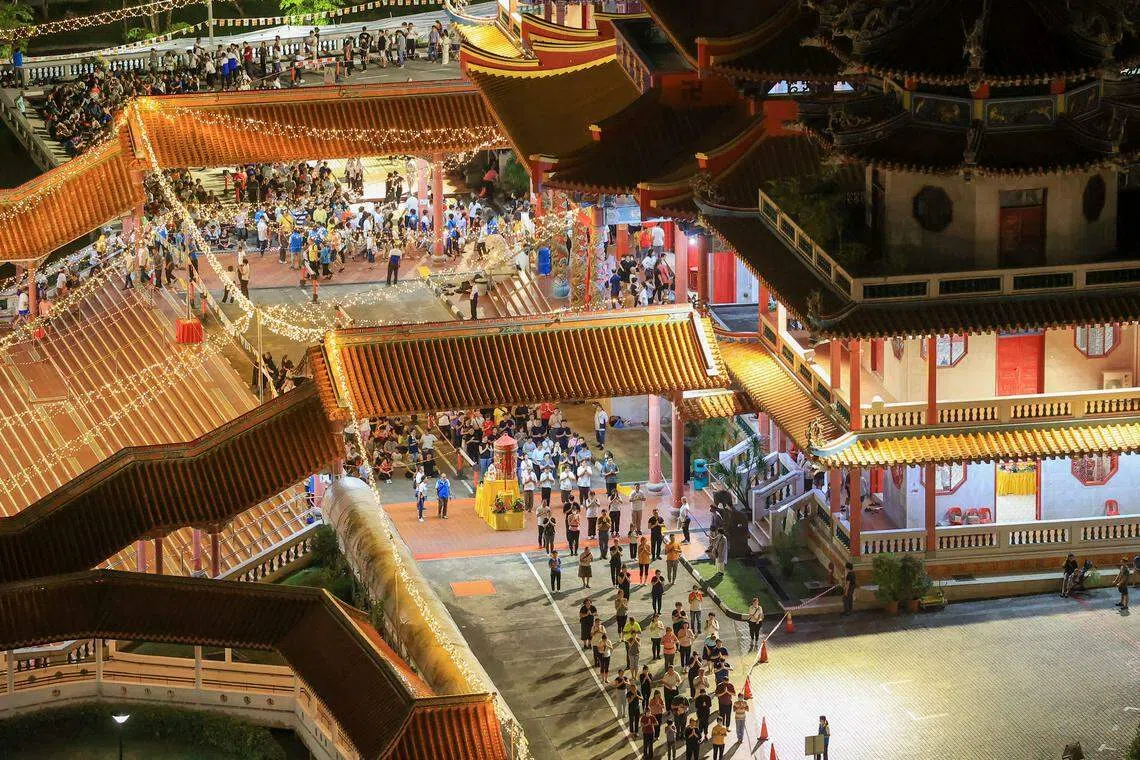 所有票券在节日前夕已全数被领取，寺方预计总共会吸引8000到1万人参与。（吴先邦摄）