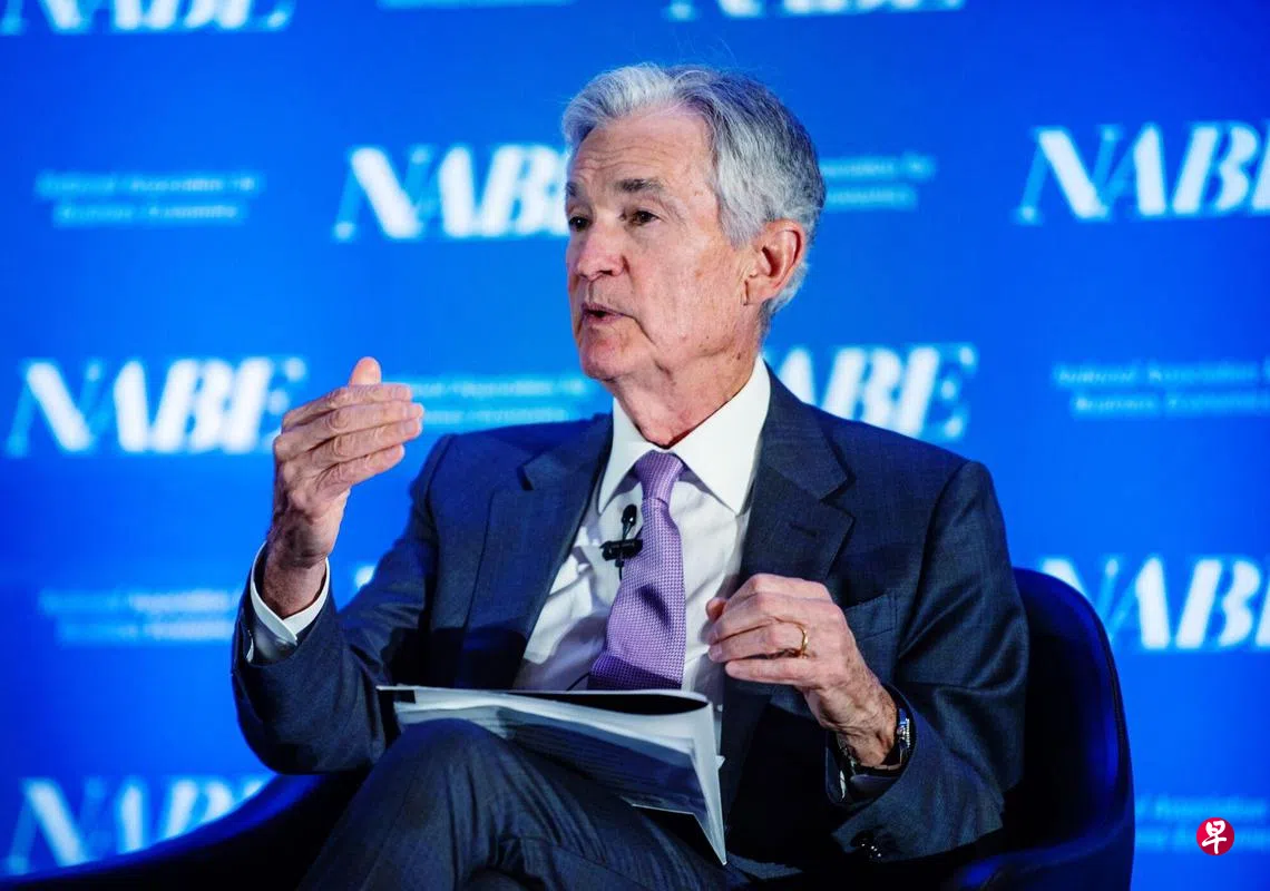 鲍威尔：美联储不会急于迅速降息| 联合早报