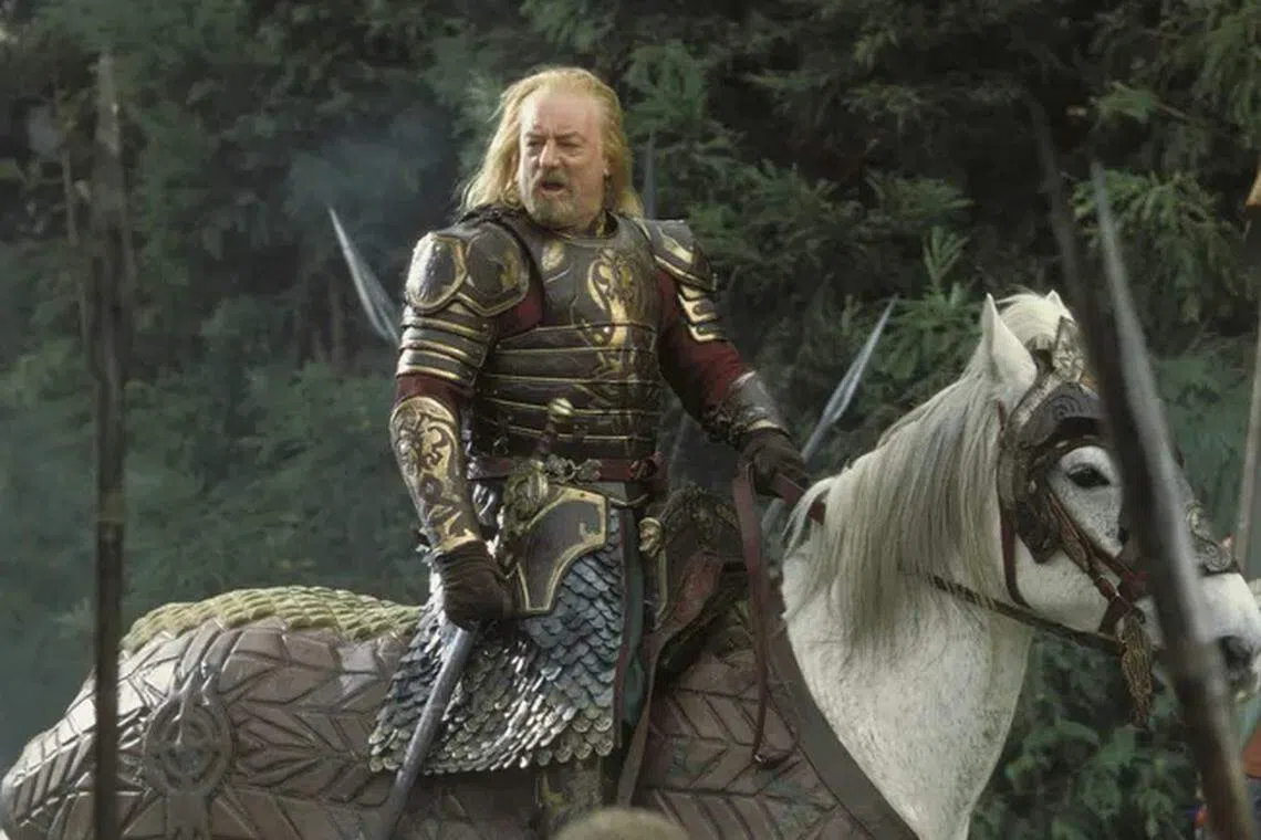 Bernard Hill演出《魔戒》三部曲的其中两部，饰演希优顿国王。（互联网）