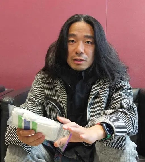 日本FamilyMart“便利衣着”系列设计师落合宏理。（互联网）